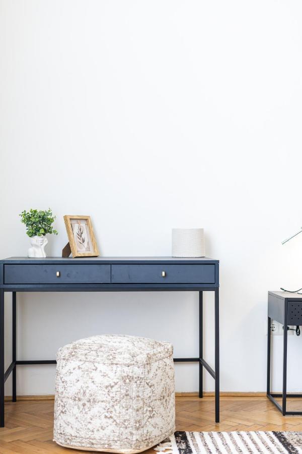 City Center Apartment With Balcony Βουδαπέστη Εξωτερικό φωτογραφία