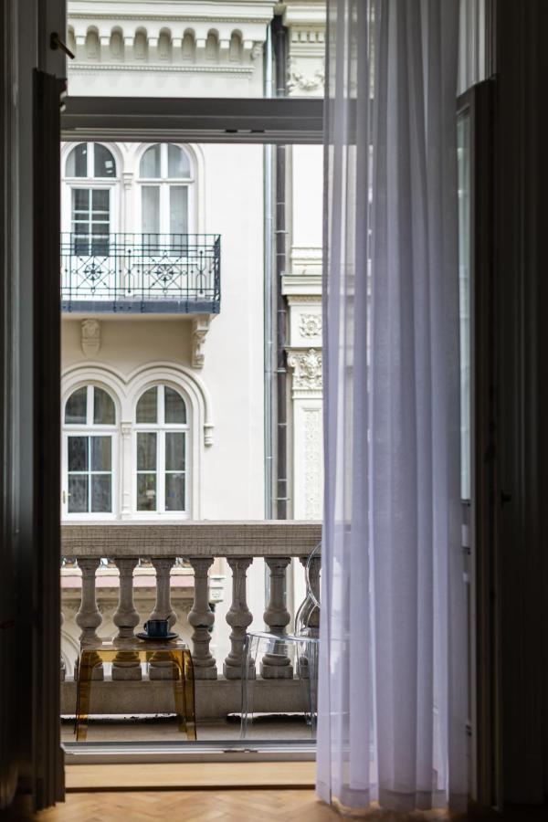 City Center Apartment With Balcony Βουδαπέστη Εξωτερικό φωτογραφία