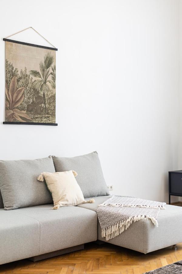 City Center Apartment With Balcony Βουδαπέστη Εξωτερικό φωτογραφία